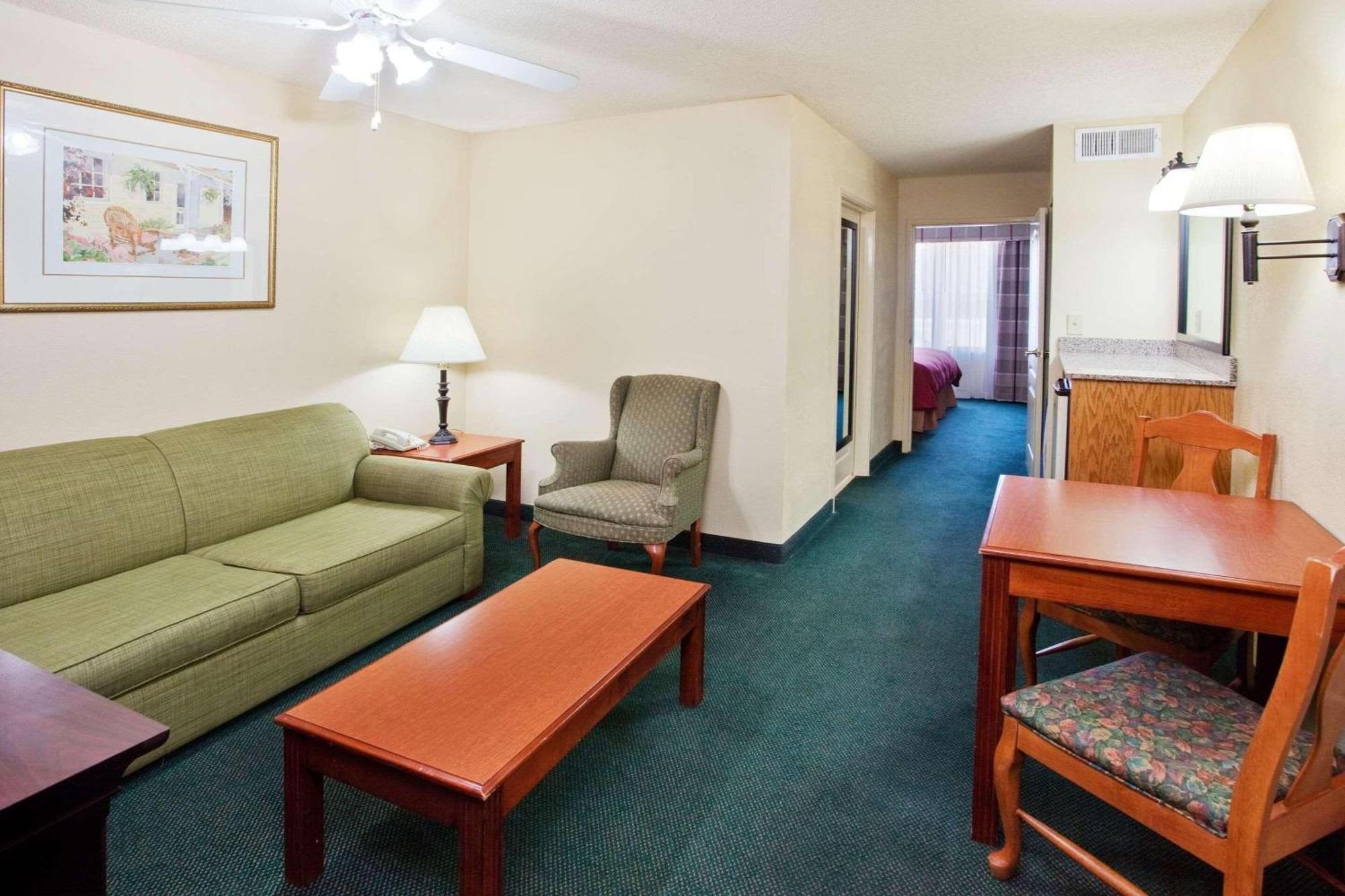 Country Inn & Suites By Radisson, Hiram, Ga Zewnętrze zdjęcie
